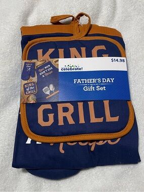 Celebrate! Men's Navy and Brown "King of the Grill" Apron Gift Set